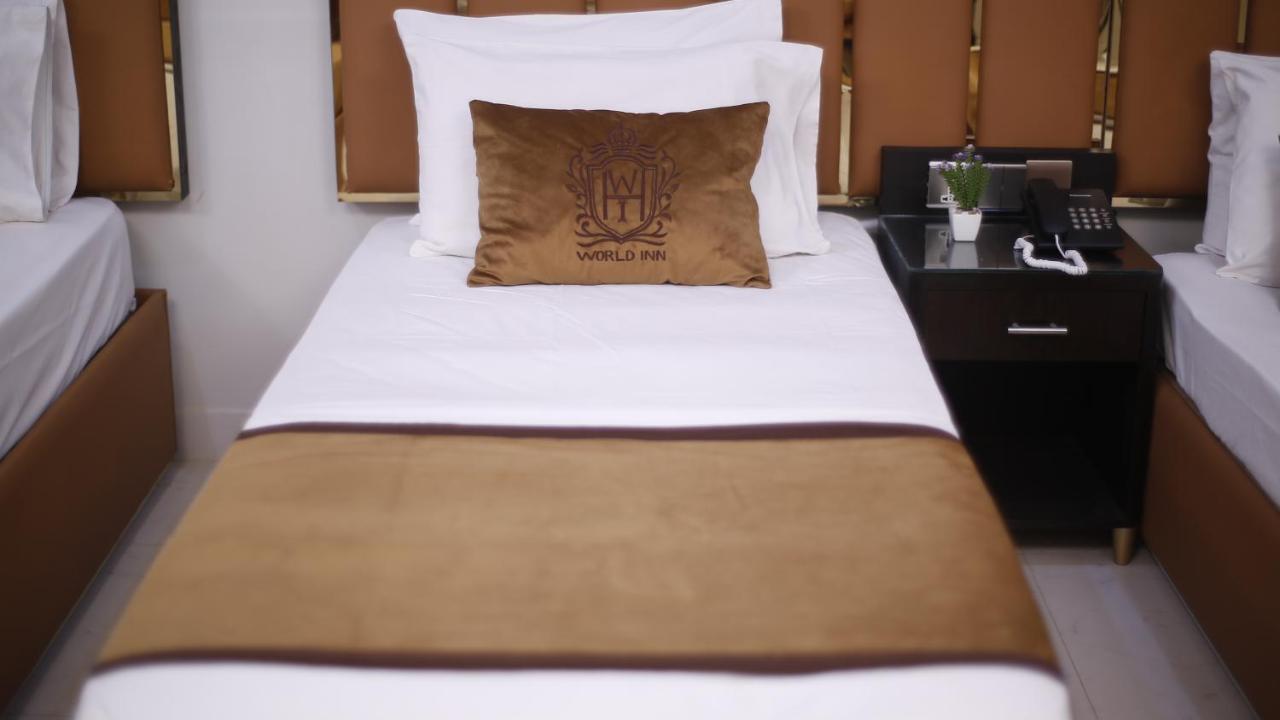 Bed and Breakfast Four Squares Карачі Екстер'єр фото
