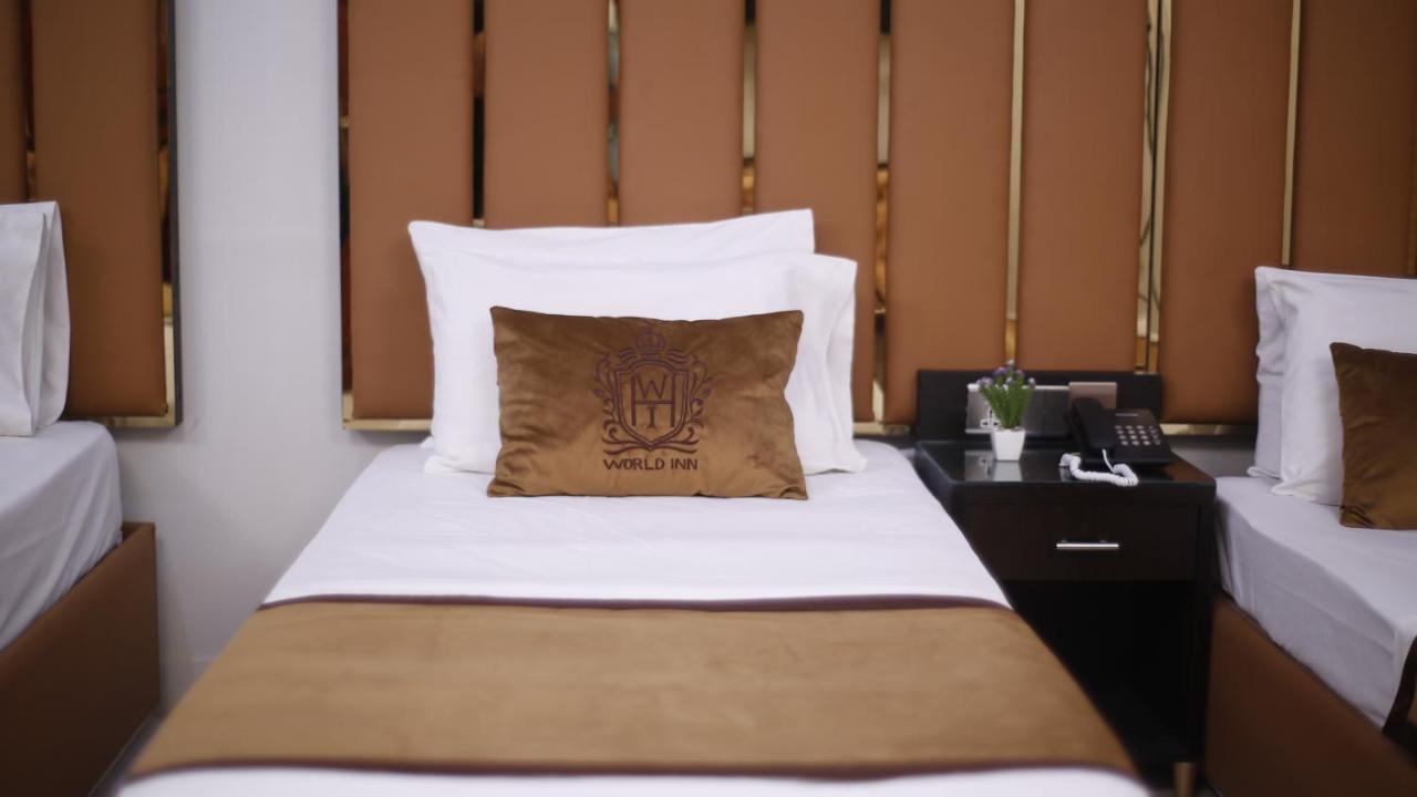 Bed and Breakfast Four Squares Карачі Екстер'єр фото