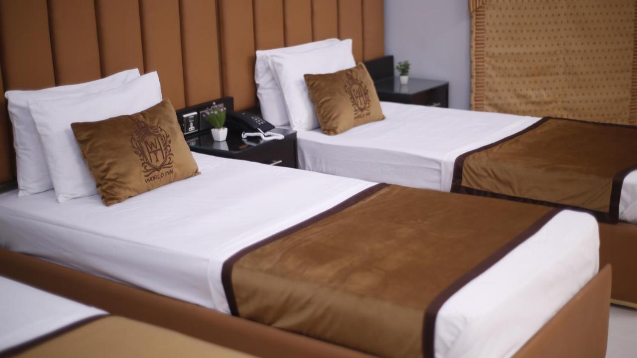 Bed and Breakfast Four Squares Карачі Екстер'єр фото