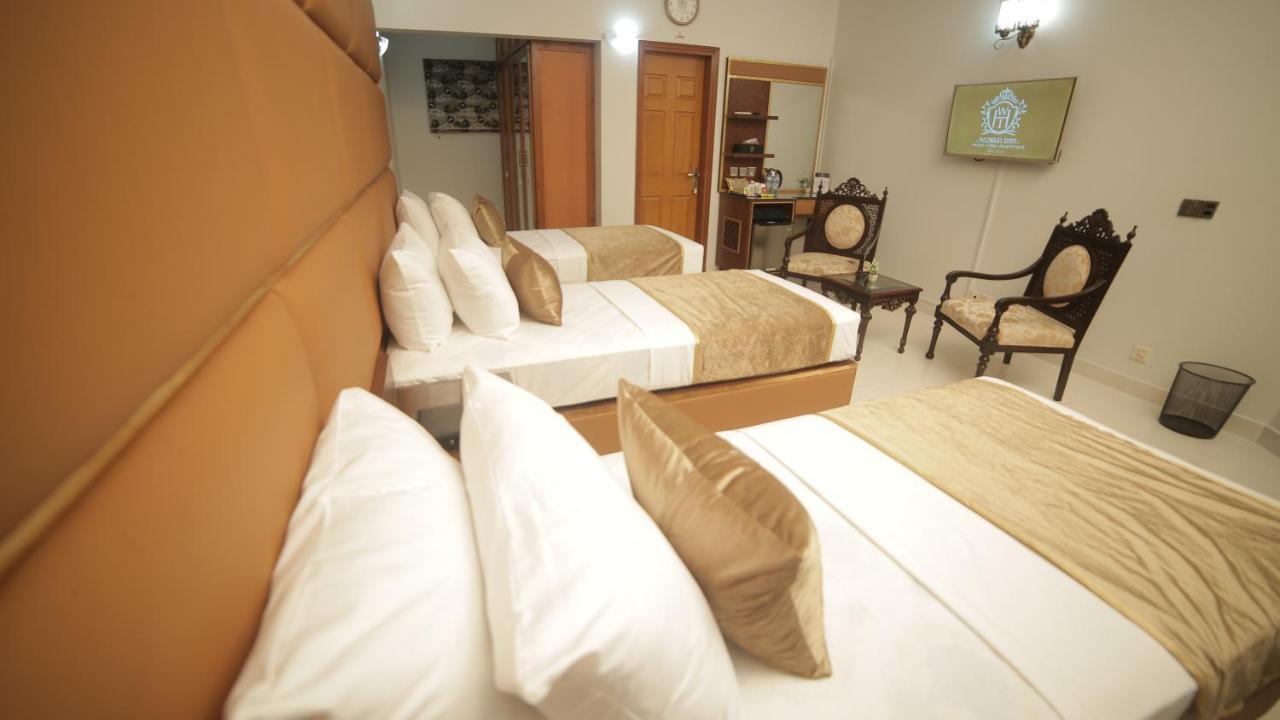 Bed and Breakfast Four Squares Карачі Екстер'єр фото