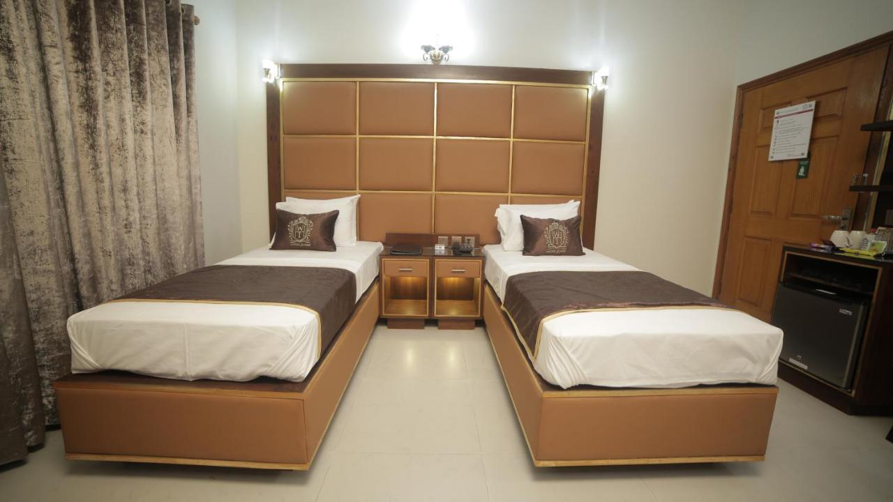 Bed and Breakfast Four Squares Карачі Екстер'єр фото