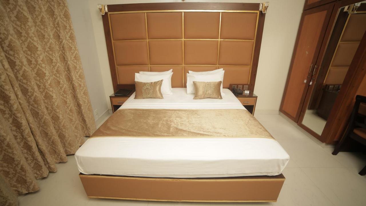 Bed and Breakfast Four Squares Карачі Екстер'єр фото